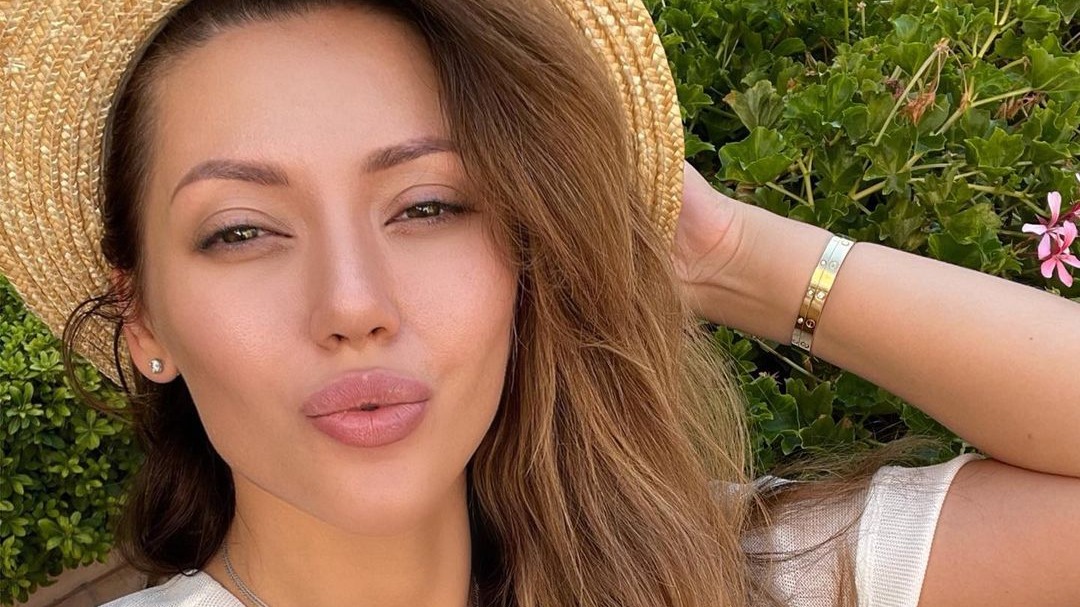 Дептранс рассказал о штрафах блогерши, чей Bentley сбил ребенка на зебре в Москве