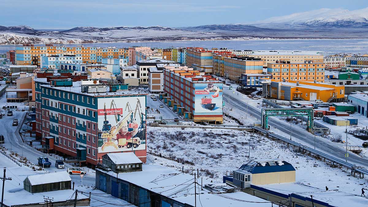 Правоохранители задержали подростка, угрожавшего массовыми убийствами в школе на Чукотке