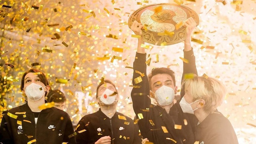 «Молодцы!»: Путин поздравил Team Spirit с победой на The International