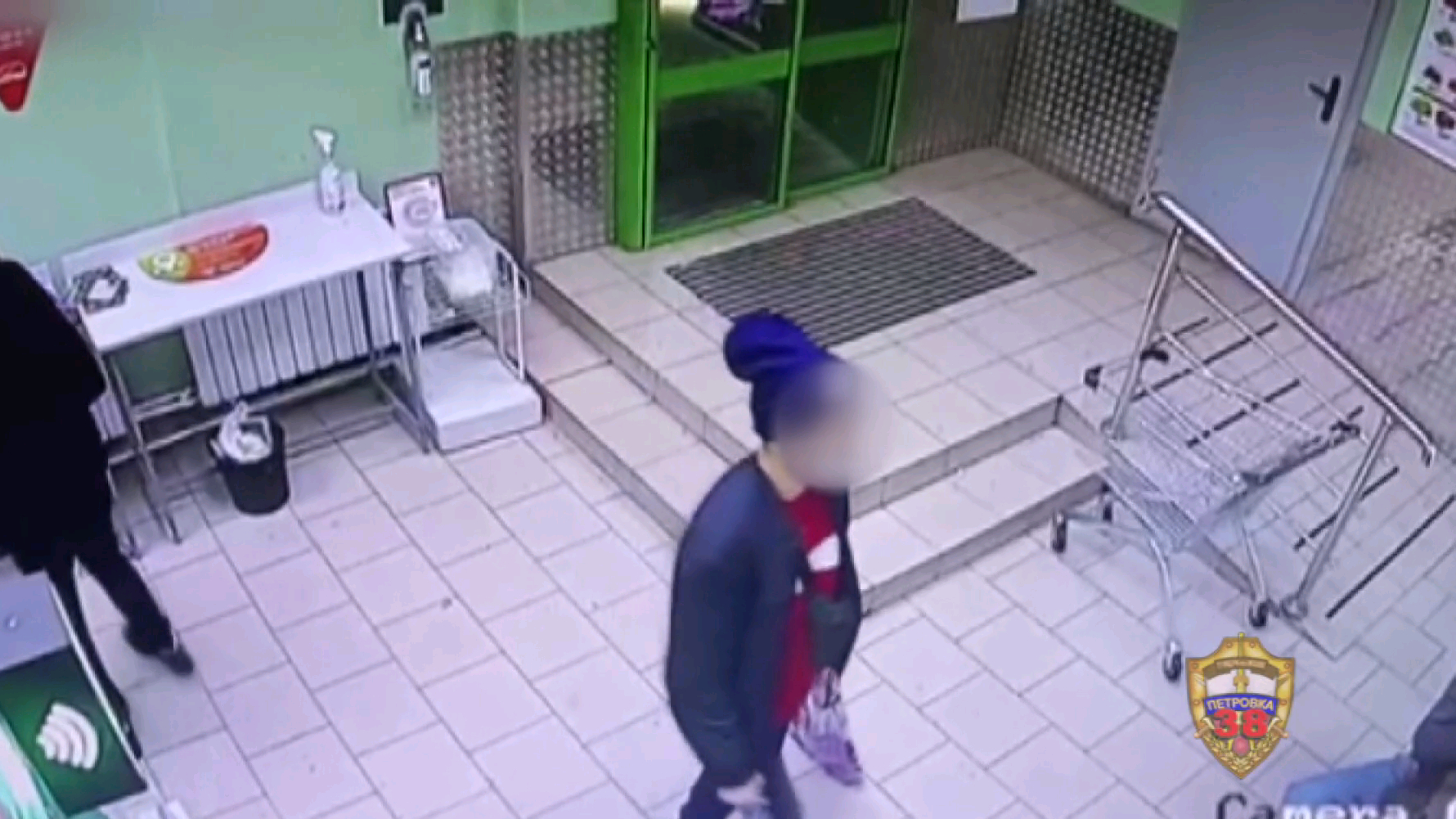 Хотел приодеться: москвич похитил одежду модных брендов на 700 тысяч рублей