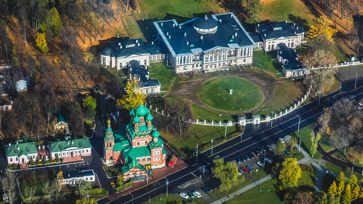 Собянин рассказал, как в Москве сохраняют ценные элементы памятников архитектуры