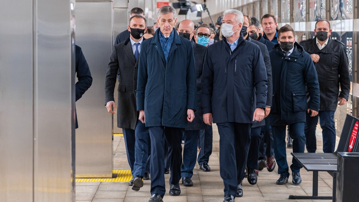 Сергей Собянин открыл после ремонта станцию МЖД Кокошкино