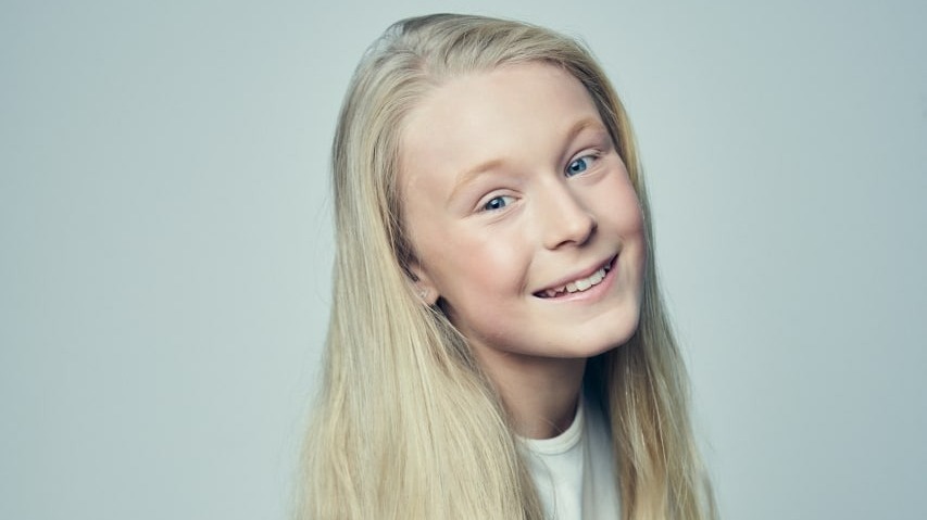 «Хочет вернуться с реваншем»: как россиянка Таня Меженцева готовится к Детскому Евровидению