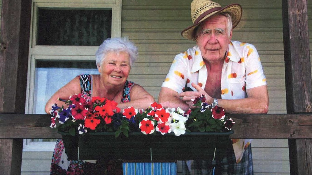 После 70 лет брака Борис Петрович и Елена Евгеньевна отметили свою благодатную свадьбу