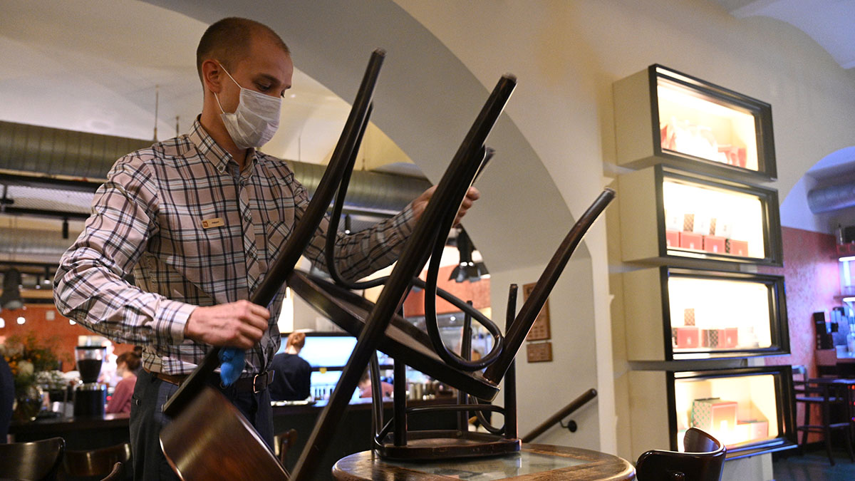 Омбудсмен спрогнозировал рост посещаемости ресторанов в Москве в праздники