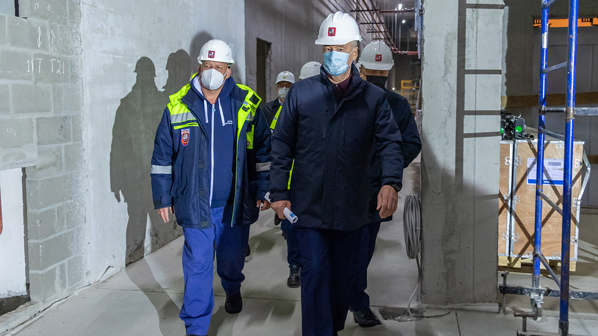 Сергей Собянин осмотрел строящийся корпус НИИ Склифосовского