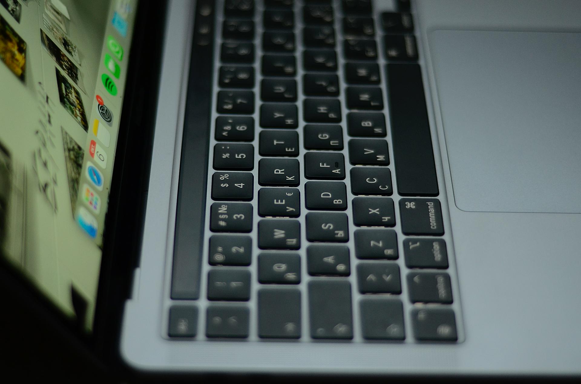 Эксперт Захаров призвал начинать подготовку IT-специалистов с детского сада