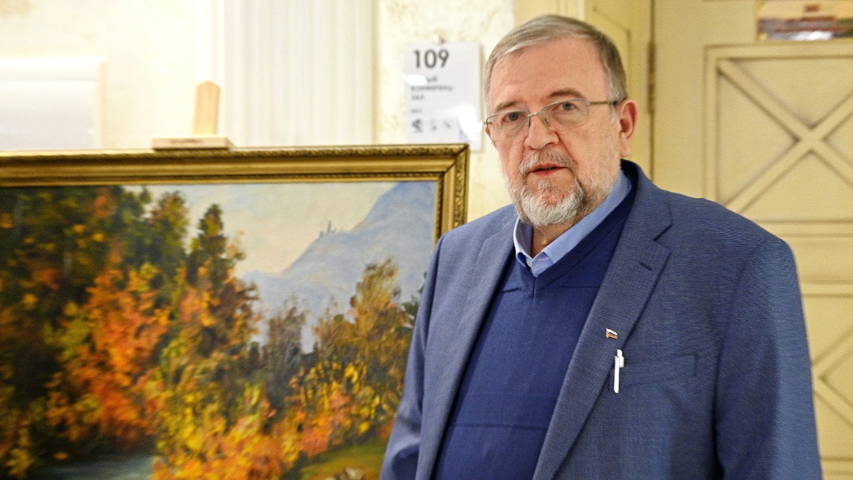 Коллекционер Владимир Зорин представил публике картины из своего собрания