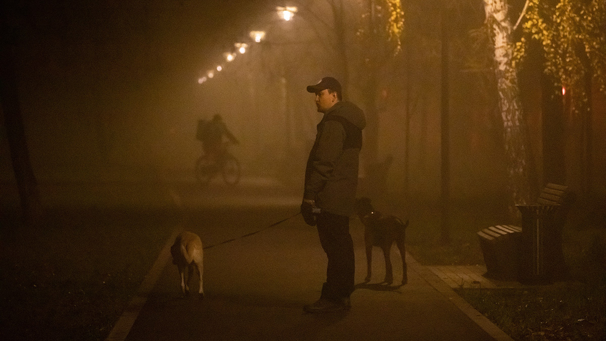 Синоптик Позднякова — о тумане в Москве: В воздухе накапливаются вредные примеси