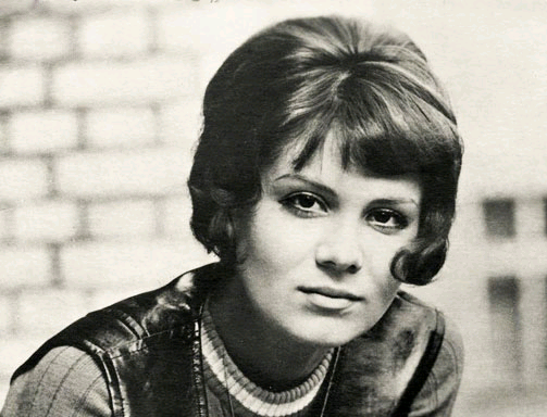 Актрису Малявину тайно похоронили рядом с Началовой