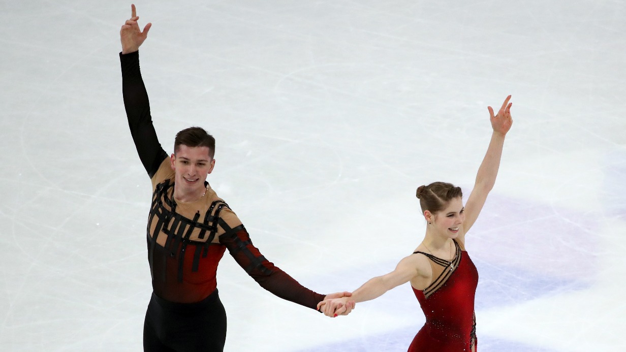 Короткую программу на этапе Гран-при в Токио выиграли фигуристы Мишина и Галлямов 