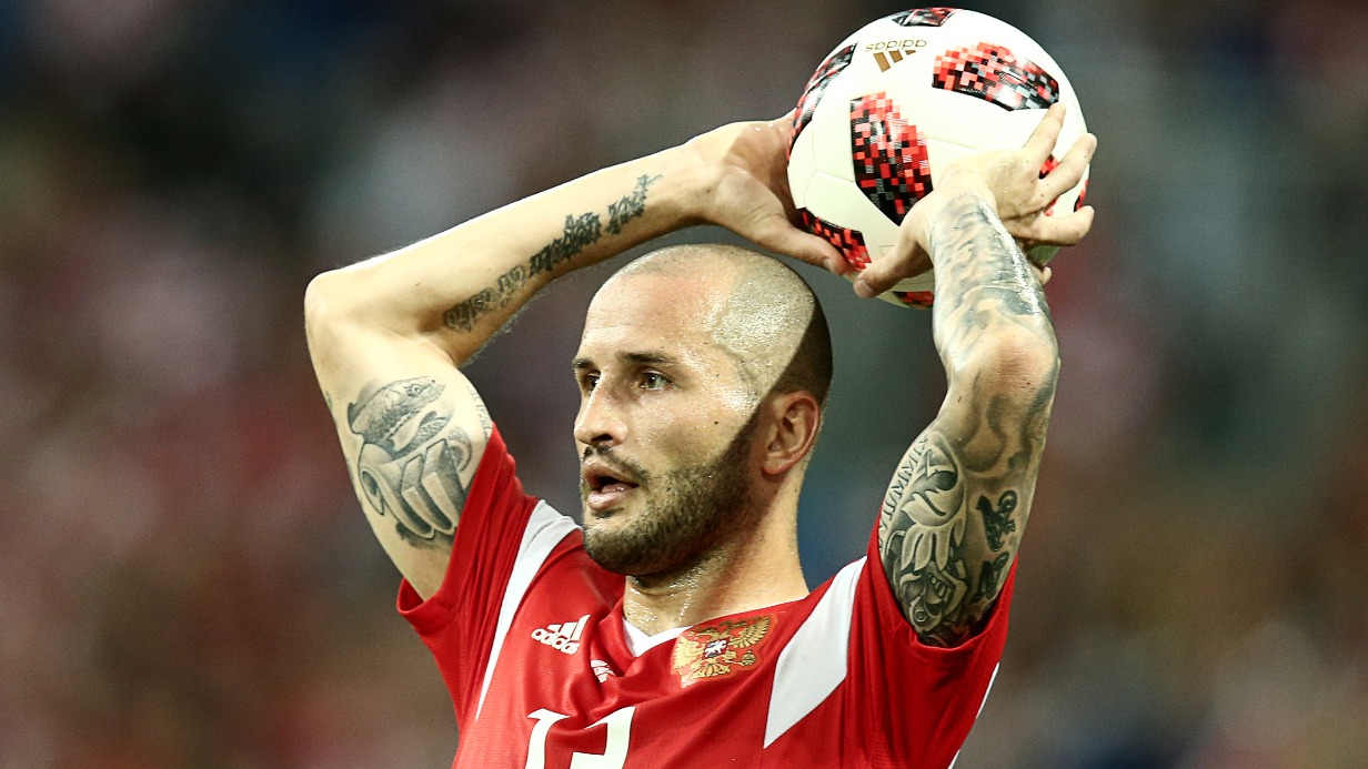 «Будь сильным»: болельщики поддержали забившего автогол в матче с Хорватией Кудряшова