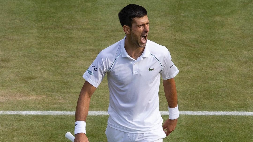 Джокович получил приз первой ракетки мира по итогам сезона 2021 года