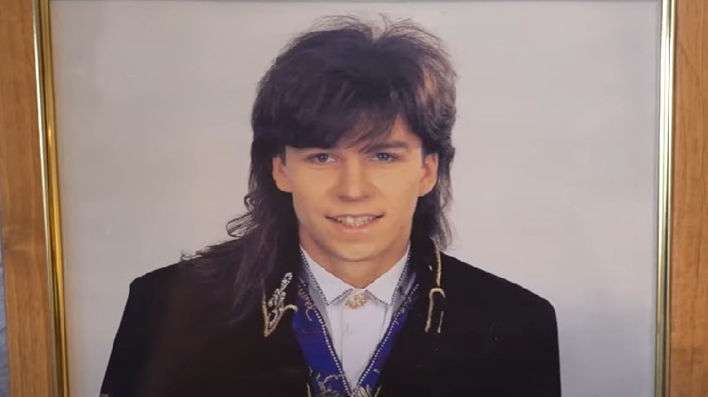 «Полубомж, не работает, пьет»: стали известны подробности жизни экс-солиста «На-На»