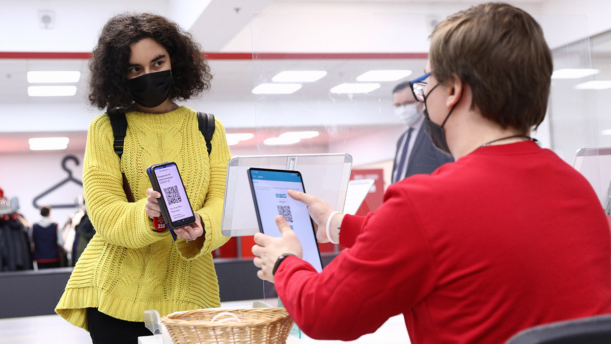 Антитела и иностранные вакцины: кто и как сможет получить ковид-сертификат с 2022 года