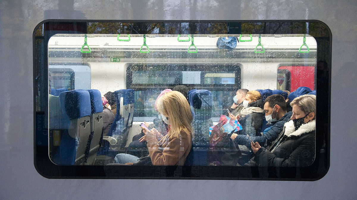 Движение поездов на МЦК остановят 17 марта с 12:30 до 13:00