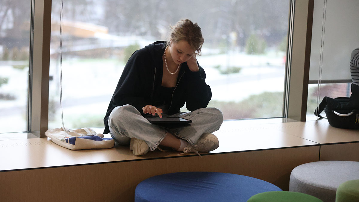 Психологи рассказали, как родителям общаться с влюбленным подростком