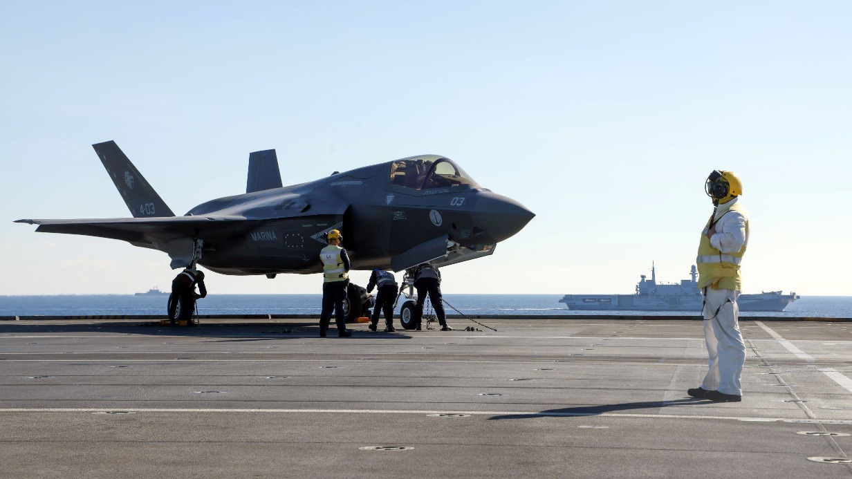 Великобритания планирует нарастить военное присутствие в мире