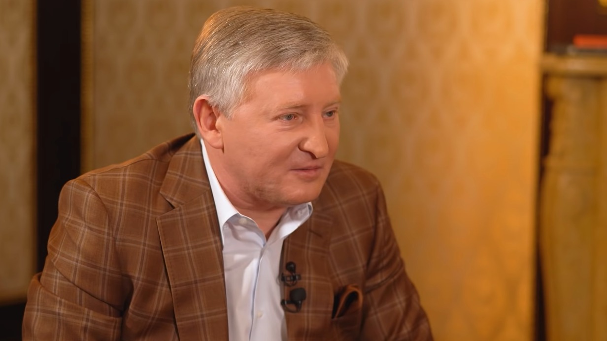 Ахметов назвал лживыми обвинения Зеленского в подготовке переворота