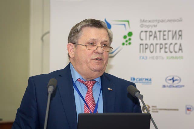 Ушел из жизни бывший первый замминистра энергетики Иван Матлашов