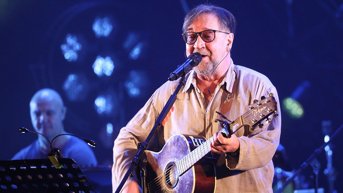 Юрий Шевчук заявил об окончании концертной деятельности группы ДДТ в России