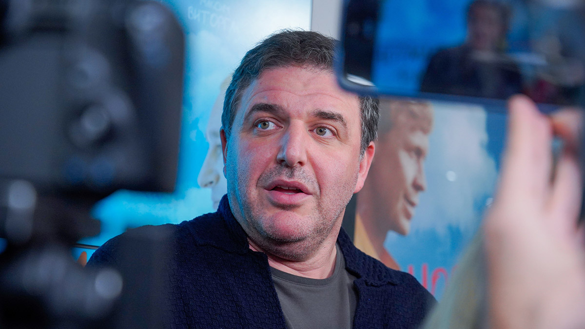 Виторган пожаловался, что его лицо заменили дипфейком в российском сериале