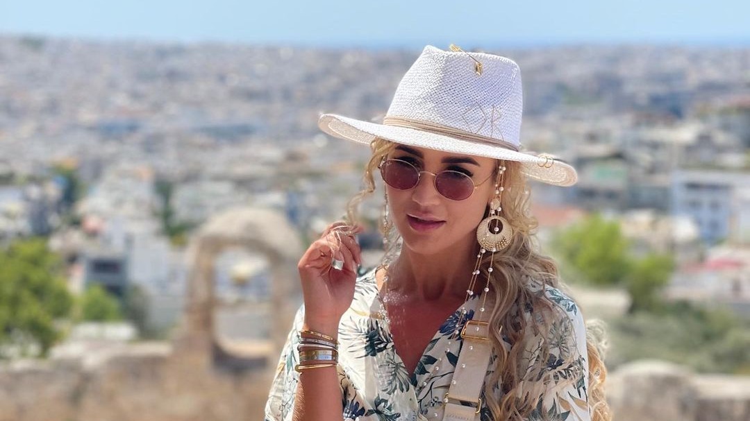 Бузова заявила о желании написать книгу для своих детей