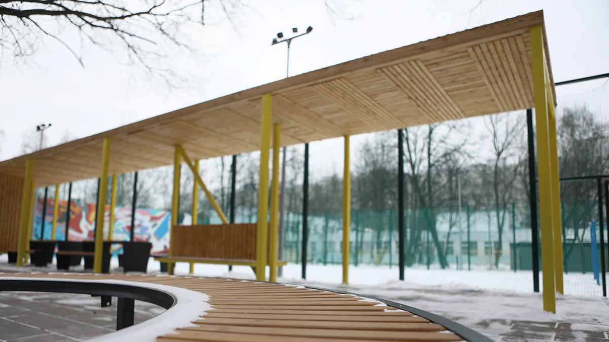 Более 2,3 тысячи столичных дворов благоустроят в этом году