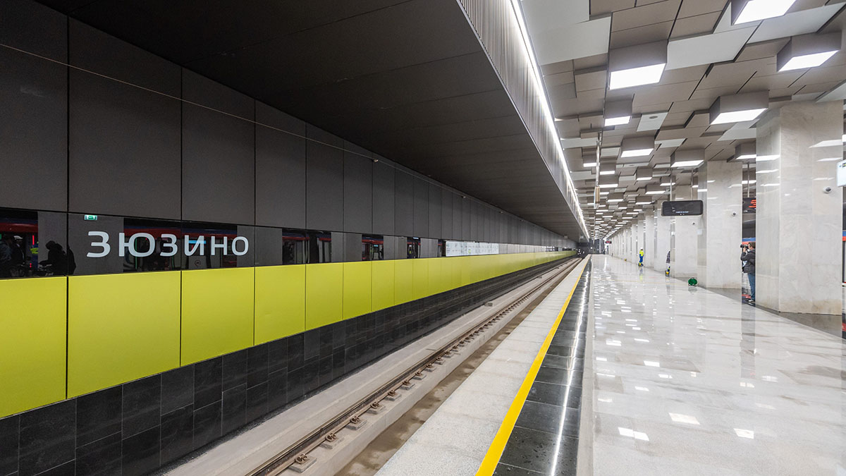 Подозрительную сумку с проводами нашли на станции метро «Зюзино»