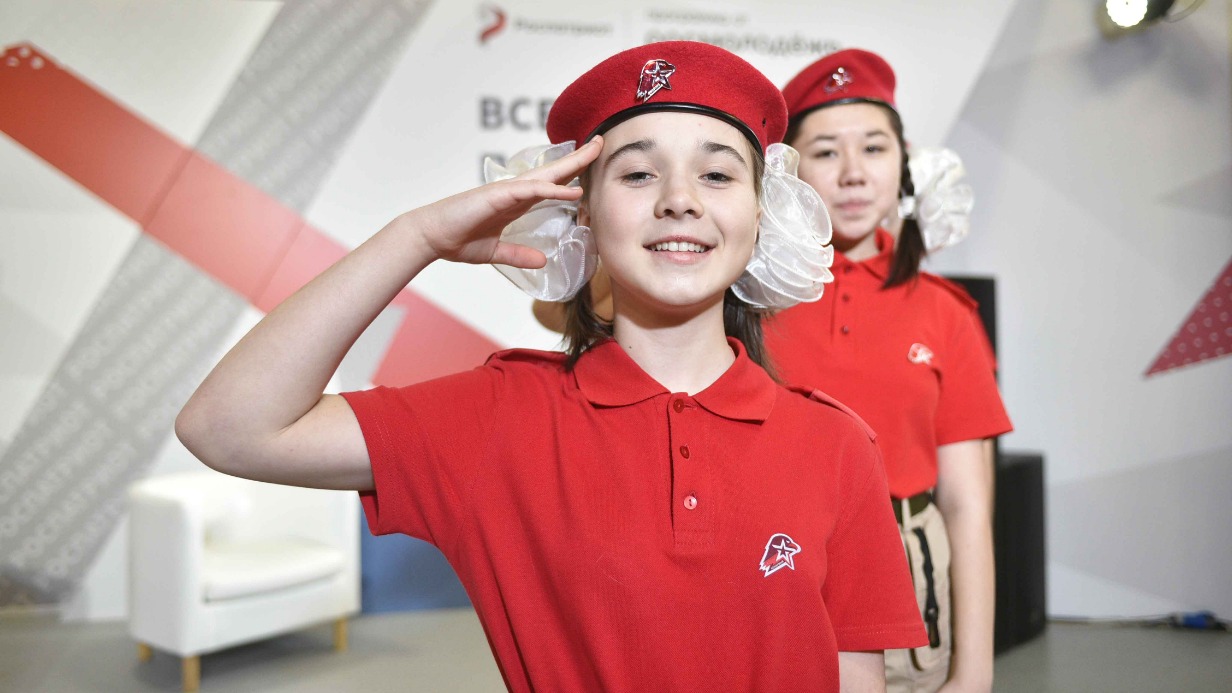 Московские юнармейцы дали старт «Неделе Василия Ланового»