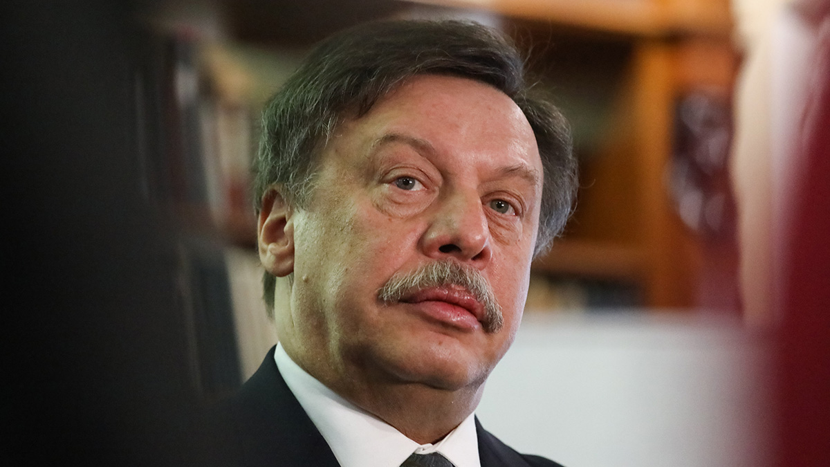 Барщевский сообщил, что покидает пост полпреда правительства в КС