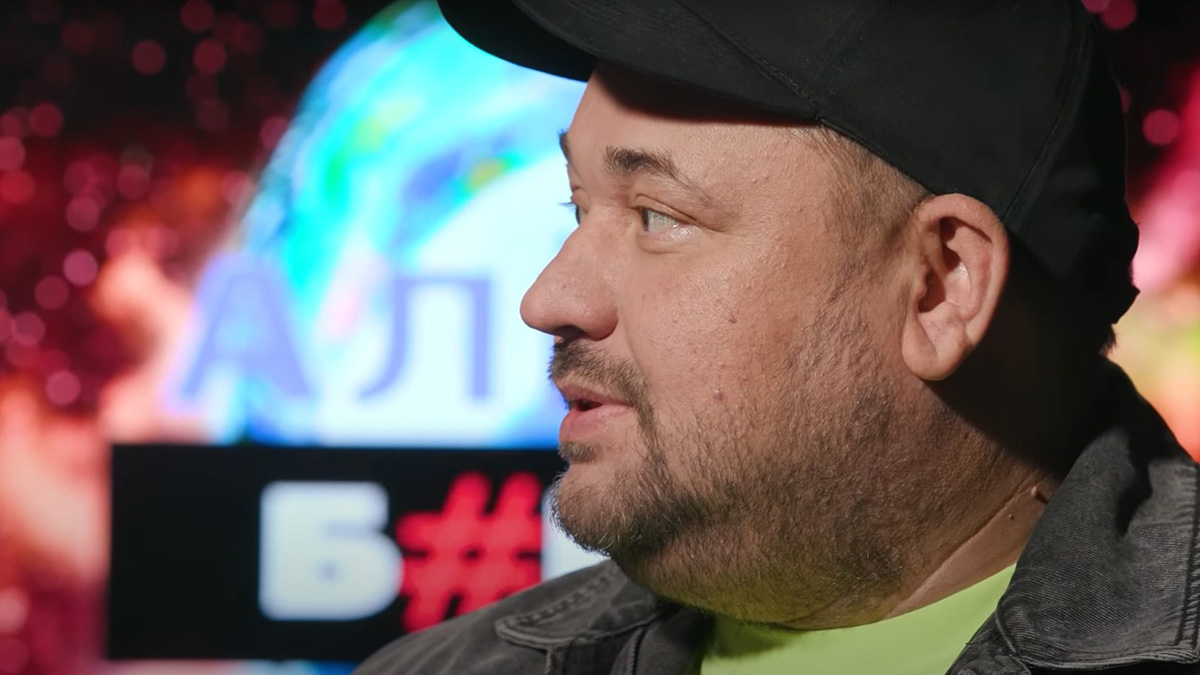 «Взяла тряпку с моей кровью»: Сергей Жуков рассказал о приворотах и нападениях фанаток