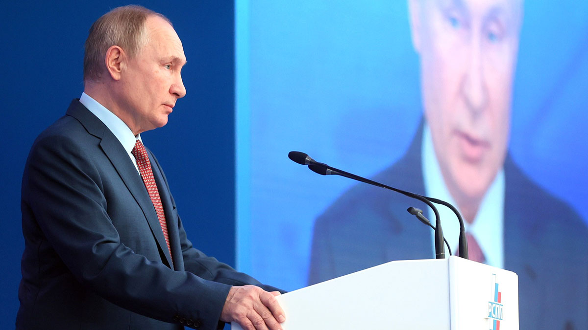 Путин выразил готовность поделиться наработками России на фоне «омикрона»