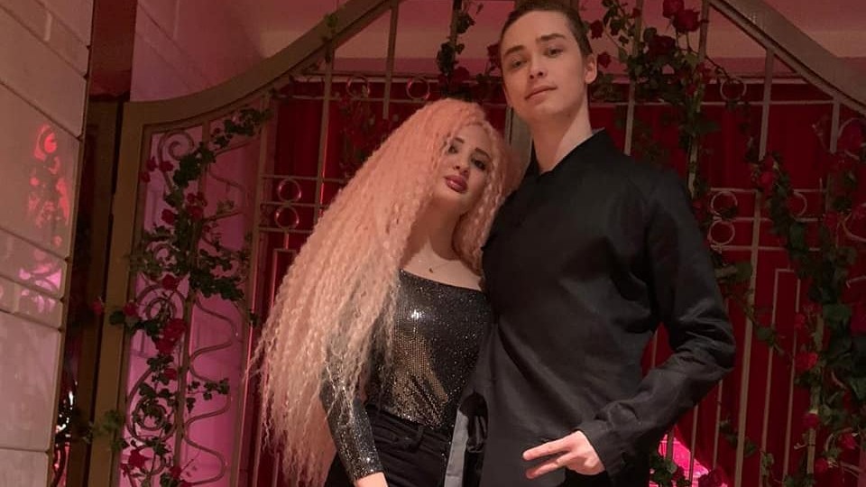 Жена стриптизера Наташа Королева высказалась против свадьбы сына со стриптизершей