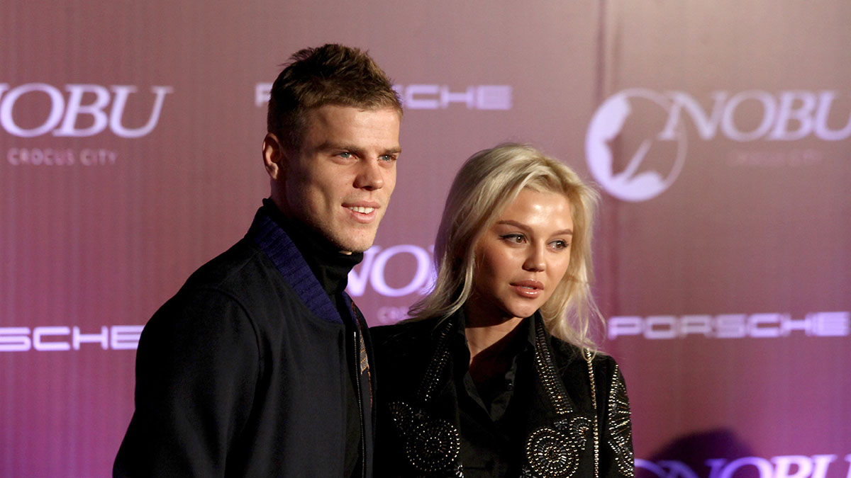 Кокорин и Валитова расстались