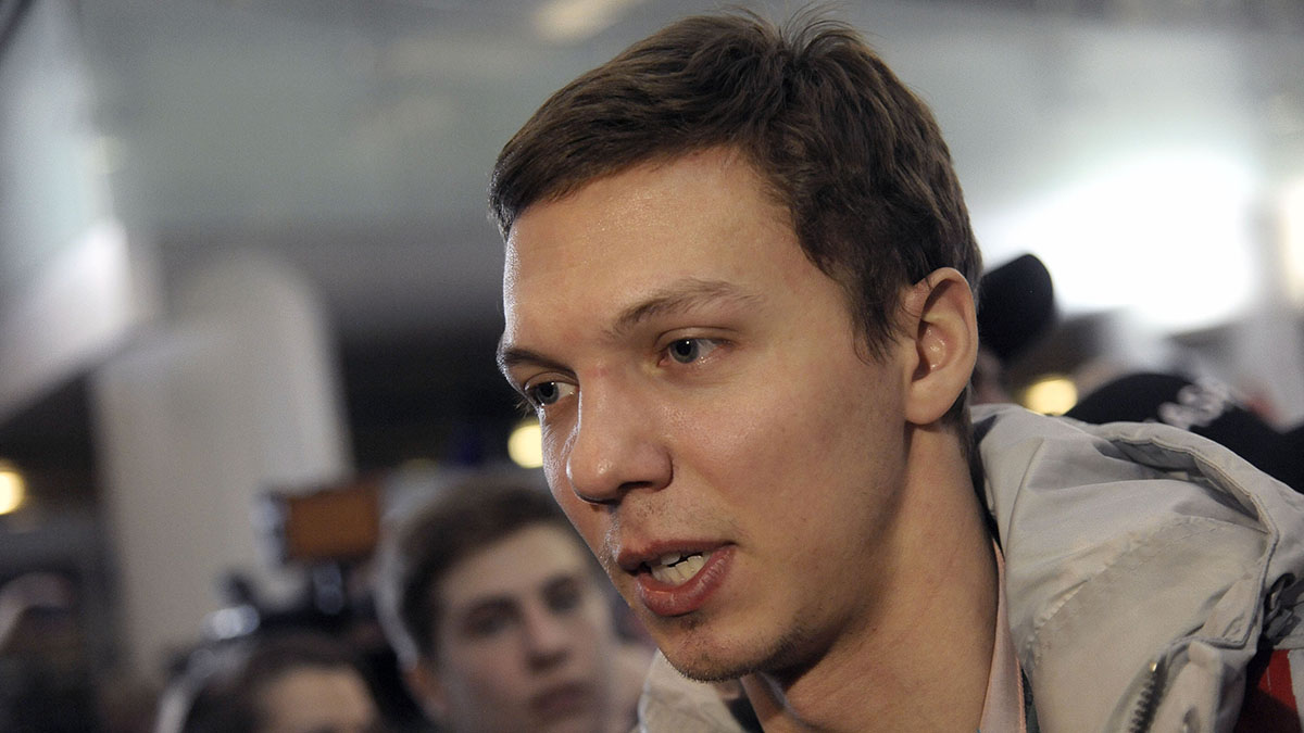 «Мне прилетело два удара»: фигурист Соловьев рассказал о том, как на него напали