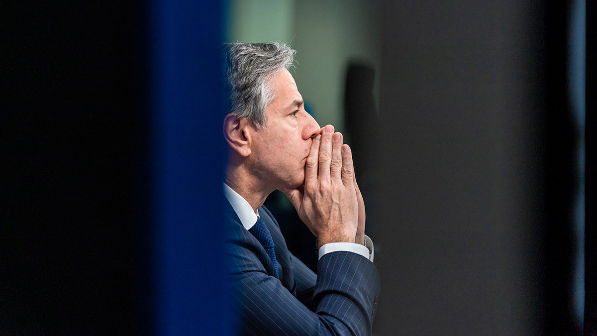 «Ты глупец»: Блинкена унизили в Сети после его слов о действиях США на Украине