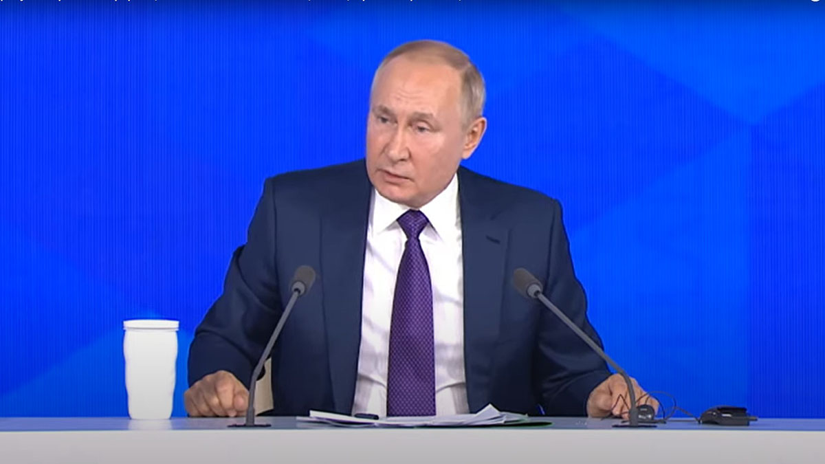 Путина спросили, кто убил Немцова и Политковскую