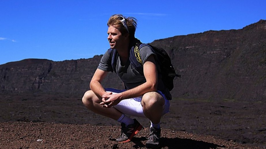 Врач назвал единственный случай, когда сидеть на корточках полезно