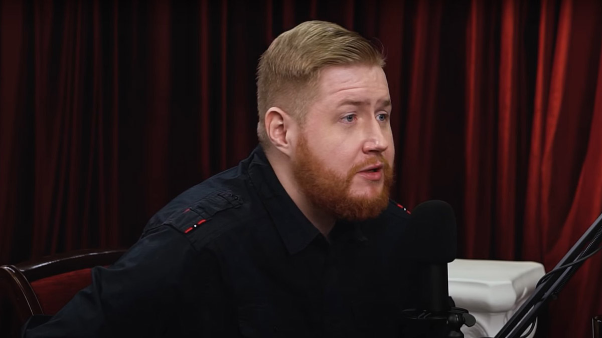 Журналиста Просвирнина похоронили на Троекуровском кладбище в Москве