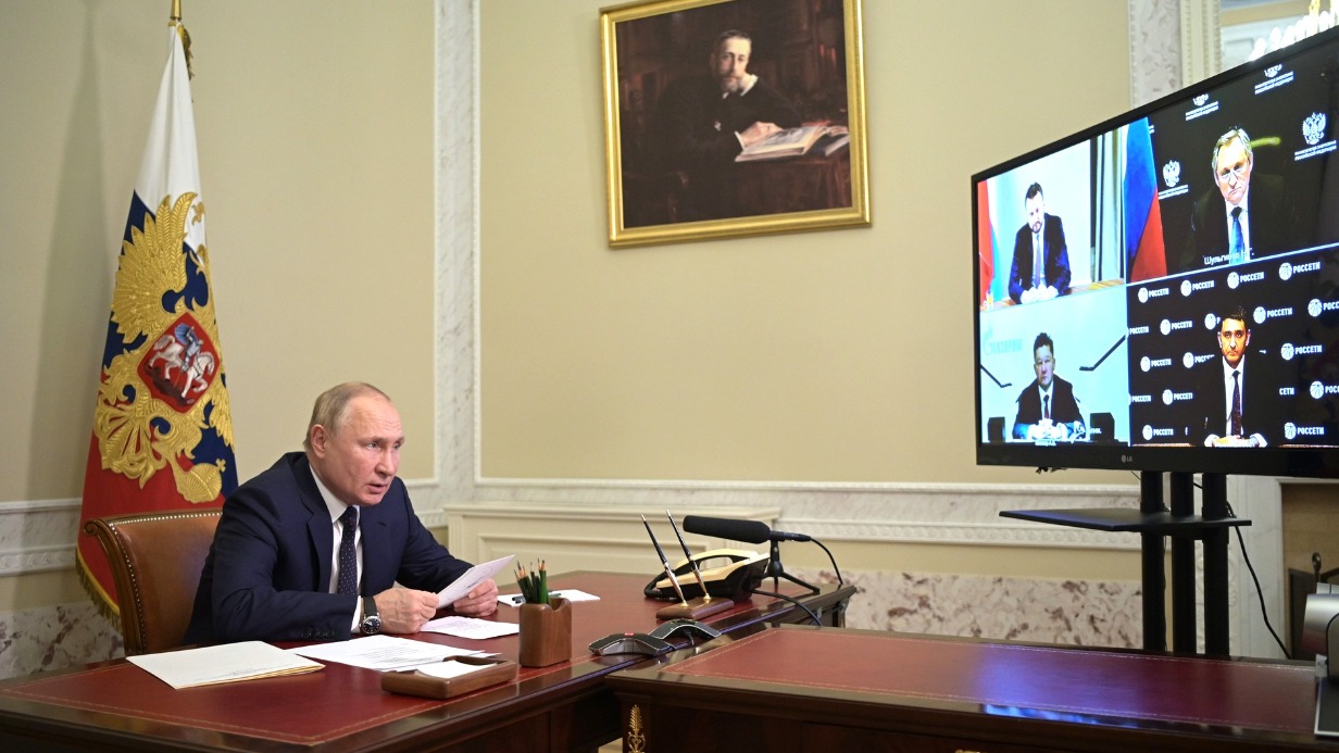 Путин назвал сроки начала поставок газа по «Северному потоку — 2»