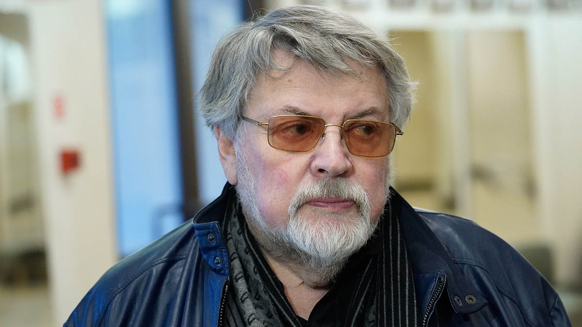 СМИ: Врачи диагностировали стенокардию у Александра Ширвиндта