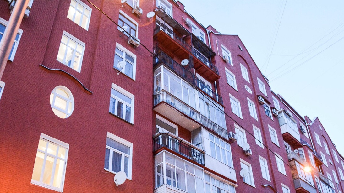 Ремонт жилого дома 1912 года постройки завершается в центре Москвы