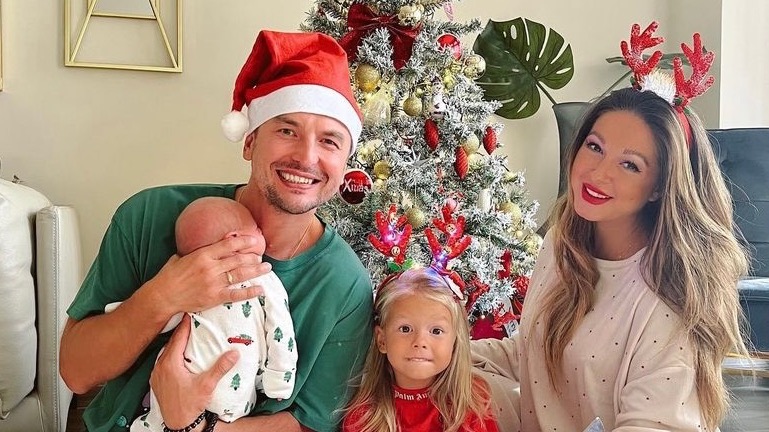 «История очень мистическая»: супруг Нюши рассказал об имени новорожденного сына