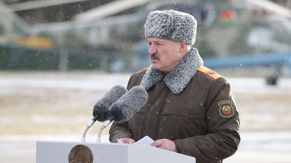«Забыл забрать с собой»: Лукашенко пожаловался на Путина из-за отпуска