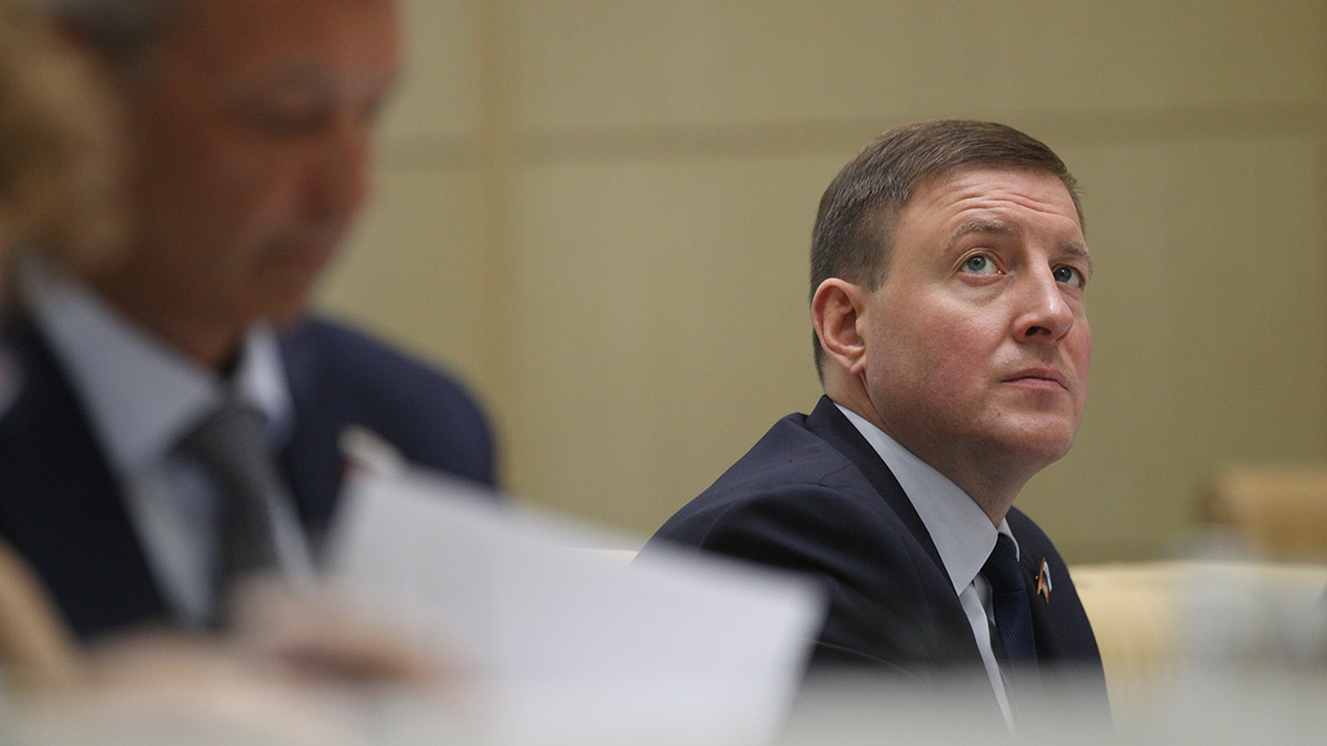Турчак посоветовал записавшему видеопривет из Мексики курскому депутату сложить полномочия