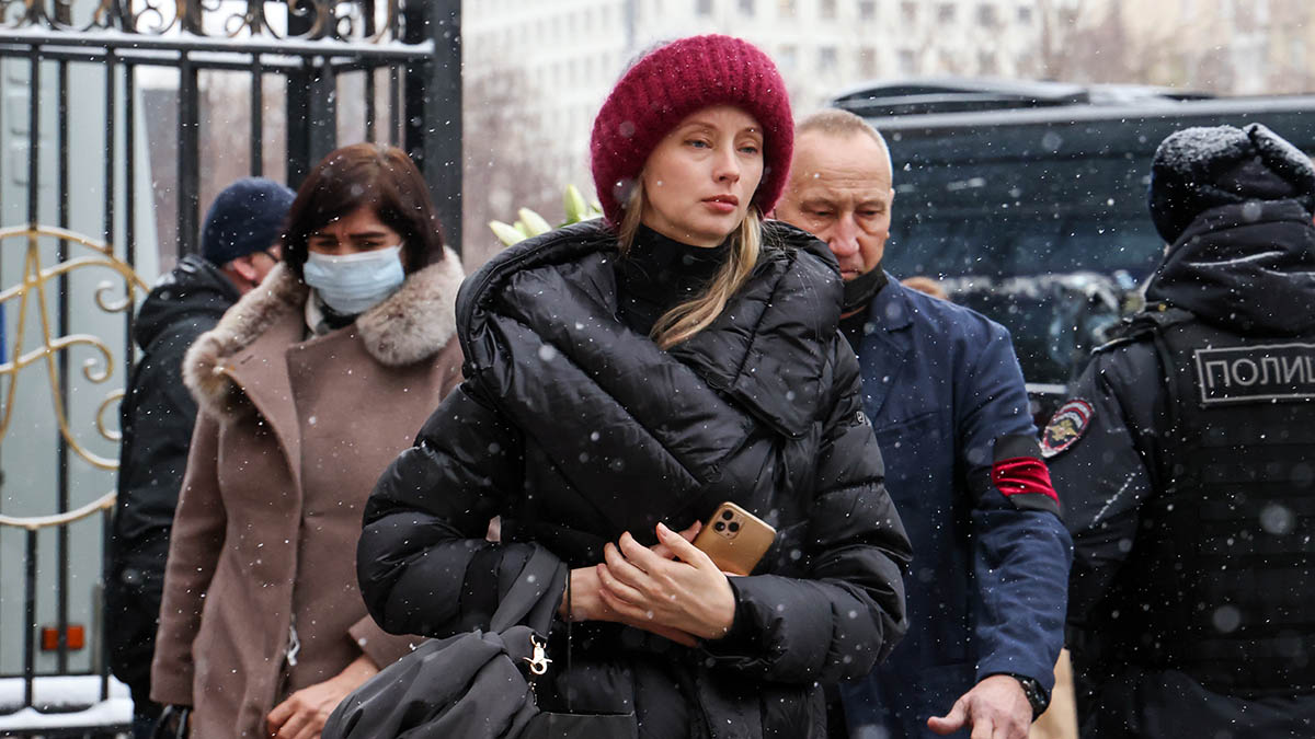 Инсценировка или нет? Что известно об истории с вооруженным нападением на вдову Градского