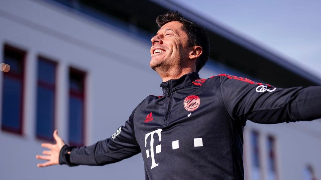 Левандовский получил награду ФИФА как лучший футболист года