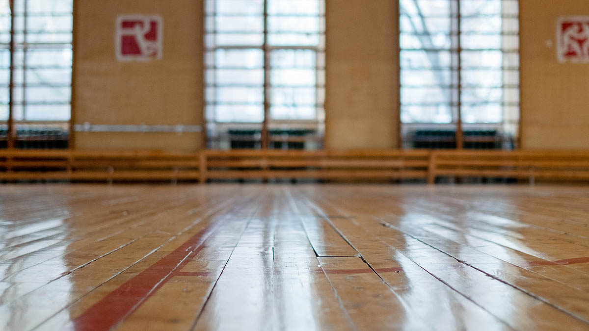 «Трогает в интимных местах»: в Приморье тренера по ММА обвинили в домогательствах к детям