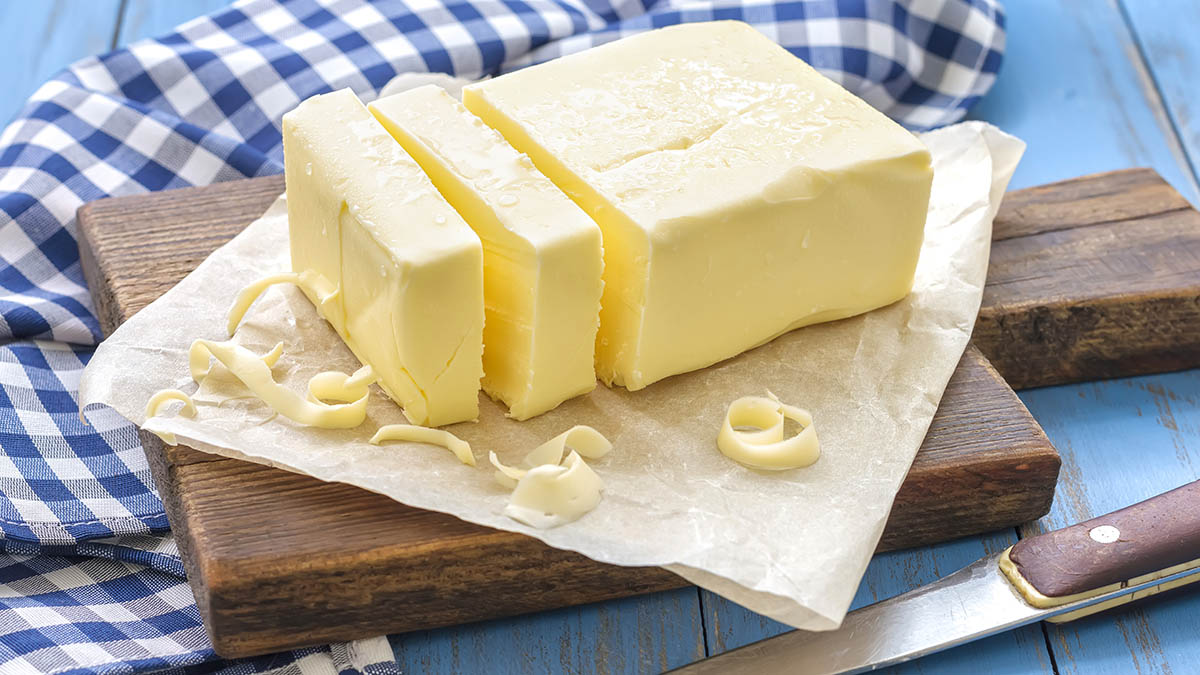 Двух москвичей задержали за производство контрафактного сливочного масла